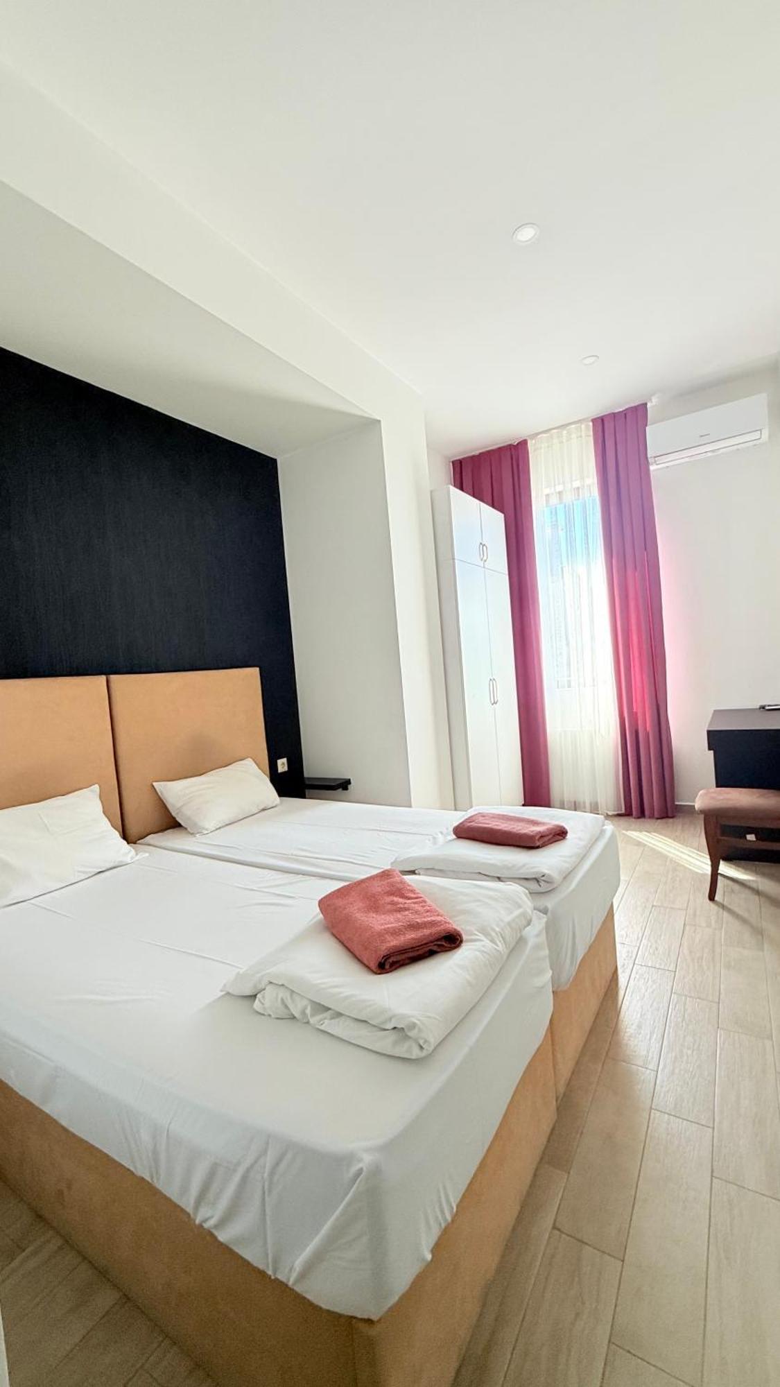 Star Hotel Kutaisi Luaran gambar