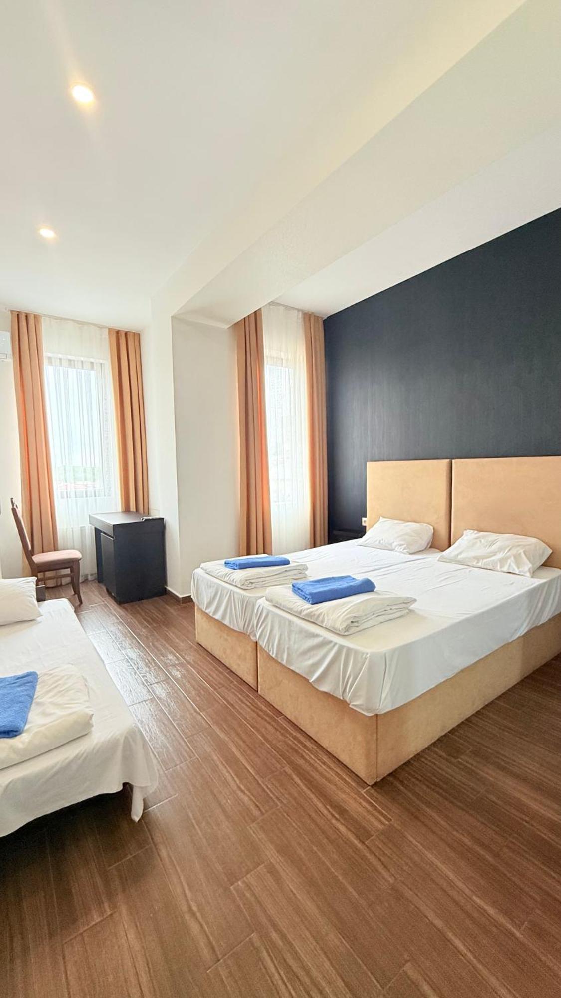 Star Hotel Kutaisi Luaran gambar